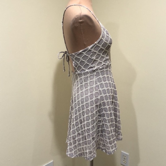 Urban Outfitters Kimchi Blue Mini Dress Size Small Gray Crochet Lace - Picture 3 of 9